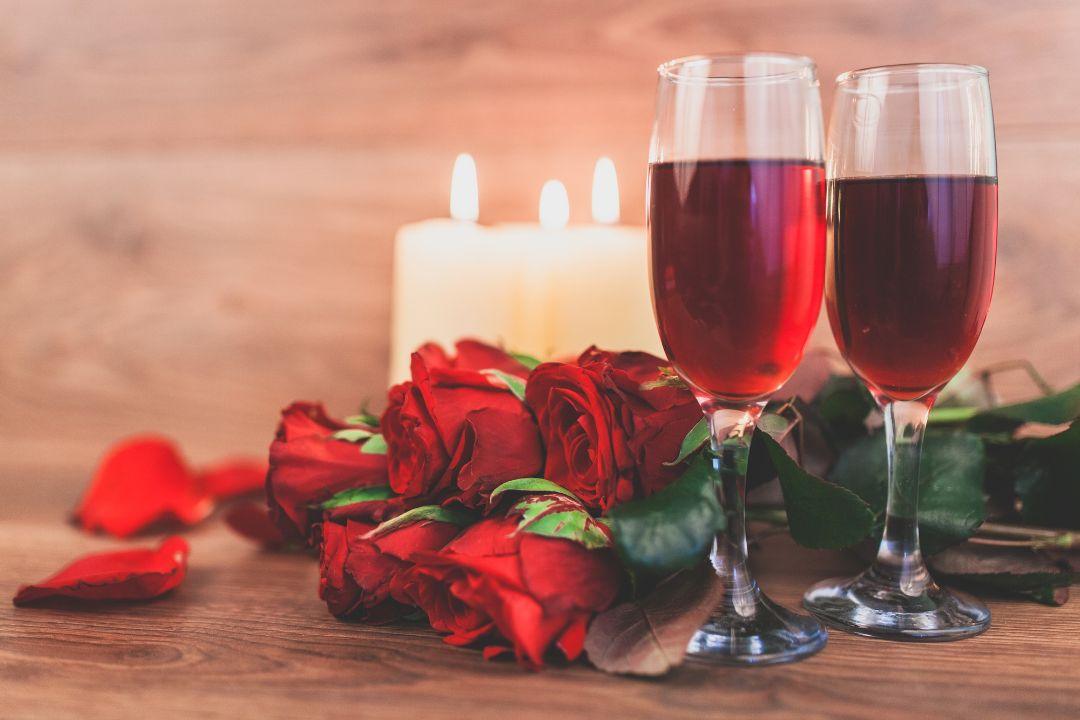 Valentinstag: Romantik pur mit DaniChou's exquisiten Duftkerzen - DaniChou-Store